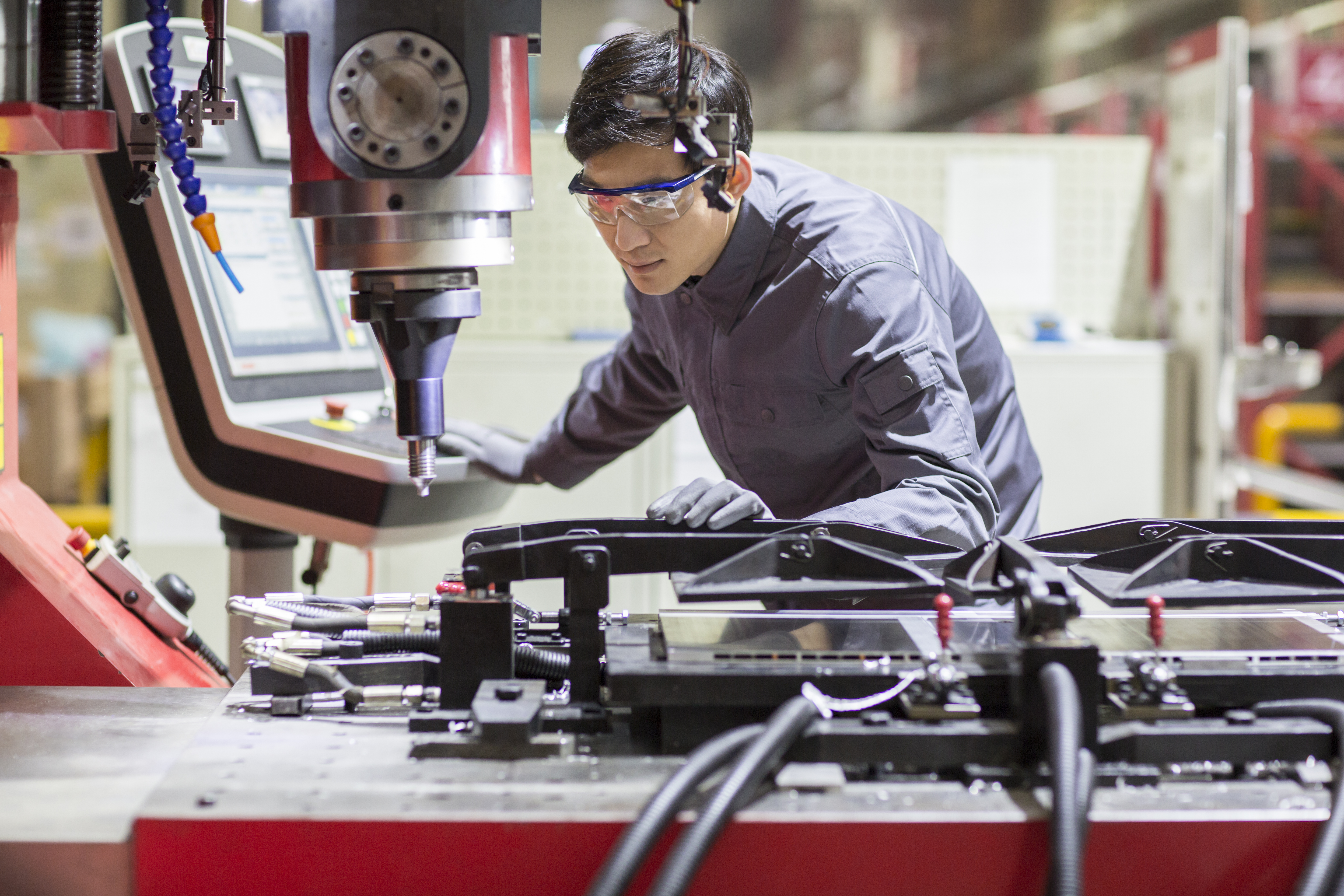 Manufacturing worker MFG Day